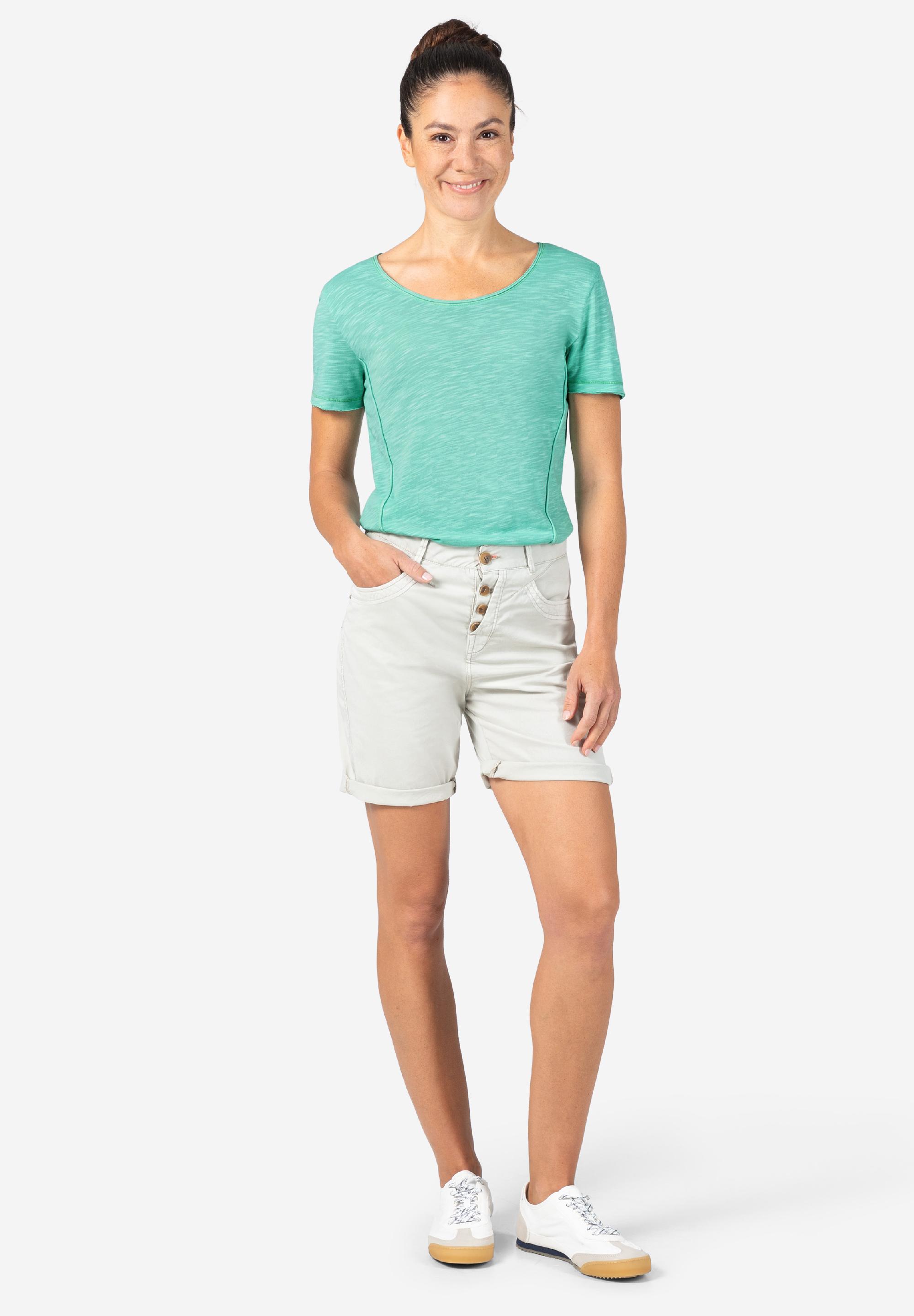 Basic T-Shirt