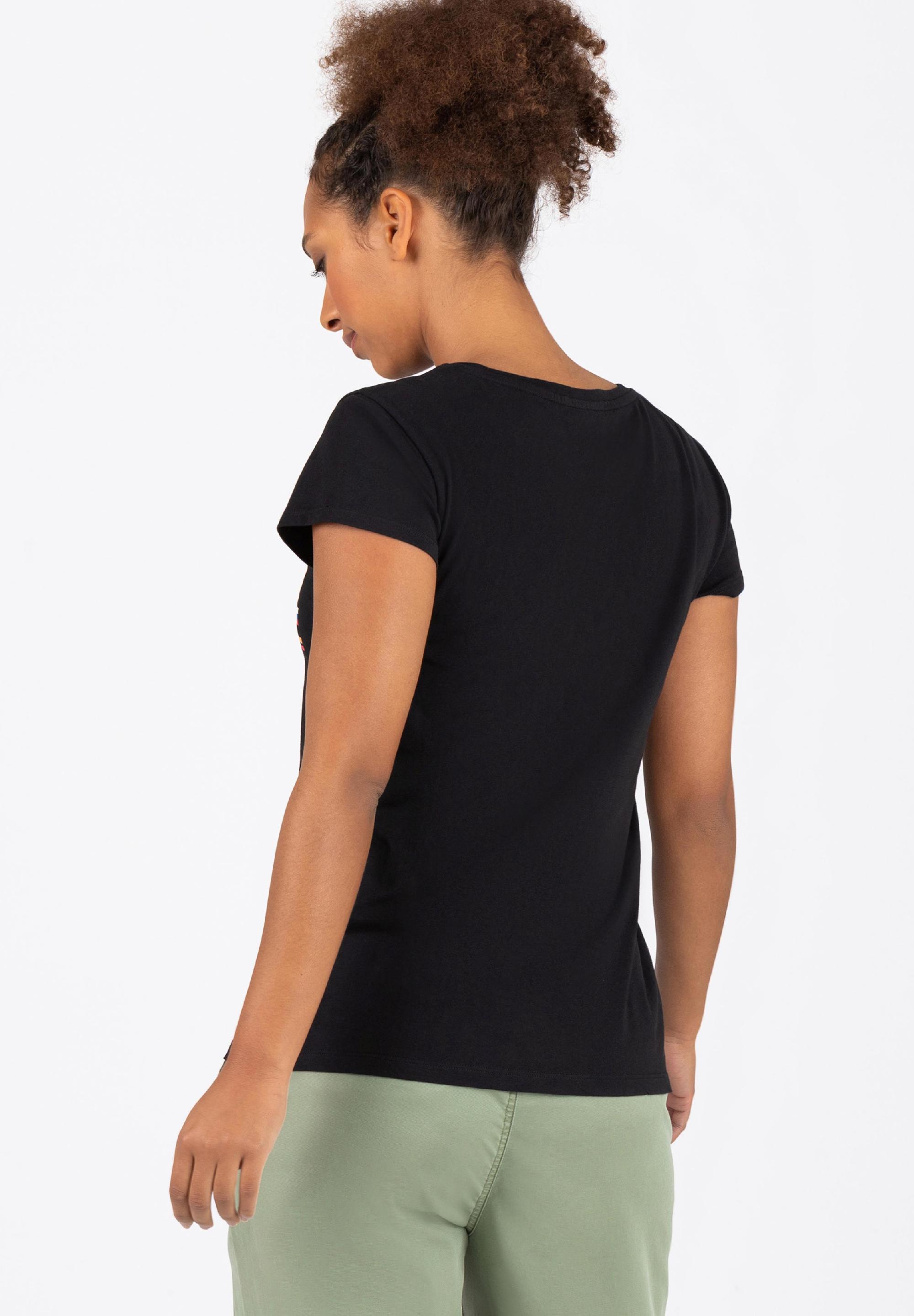 Brave and Free T-Shirt decoration