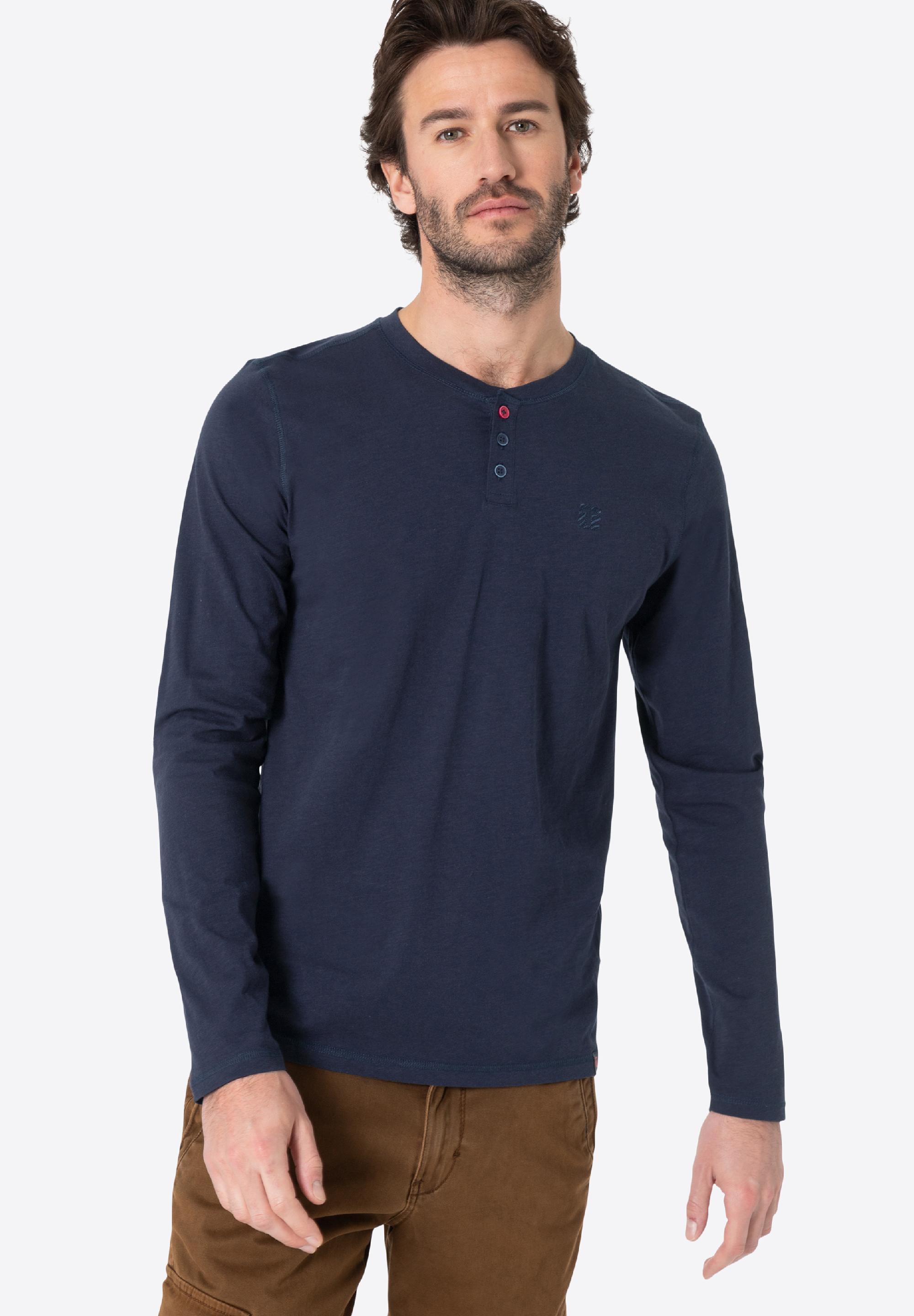 Ripped Longsleeve Henley