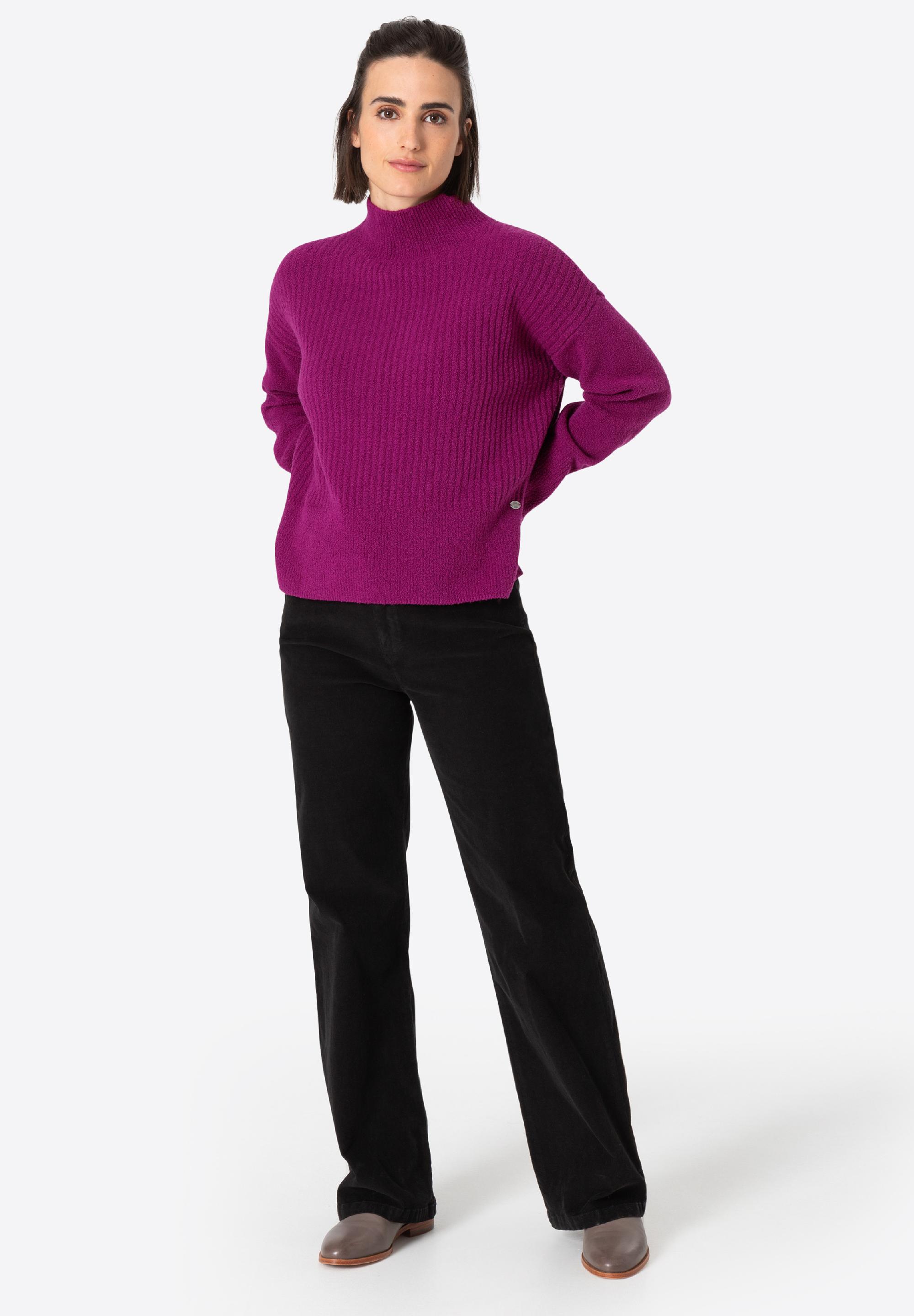 Mock Neck Pullover